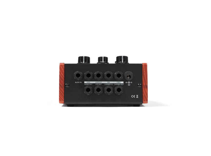 Warm Audio RingerBringer Analog Ring Modulator Pedal, view 3