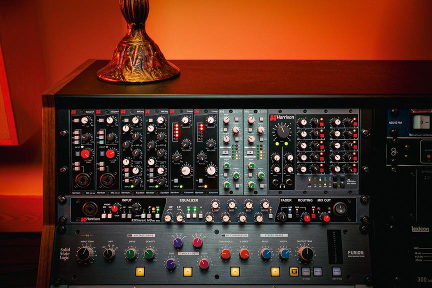 Harrison Audio D510mx Mixed I/O Interface, view 2