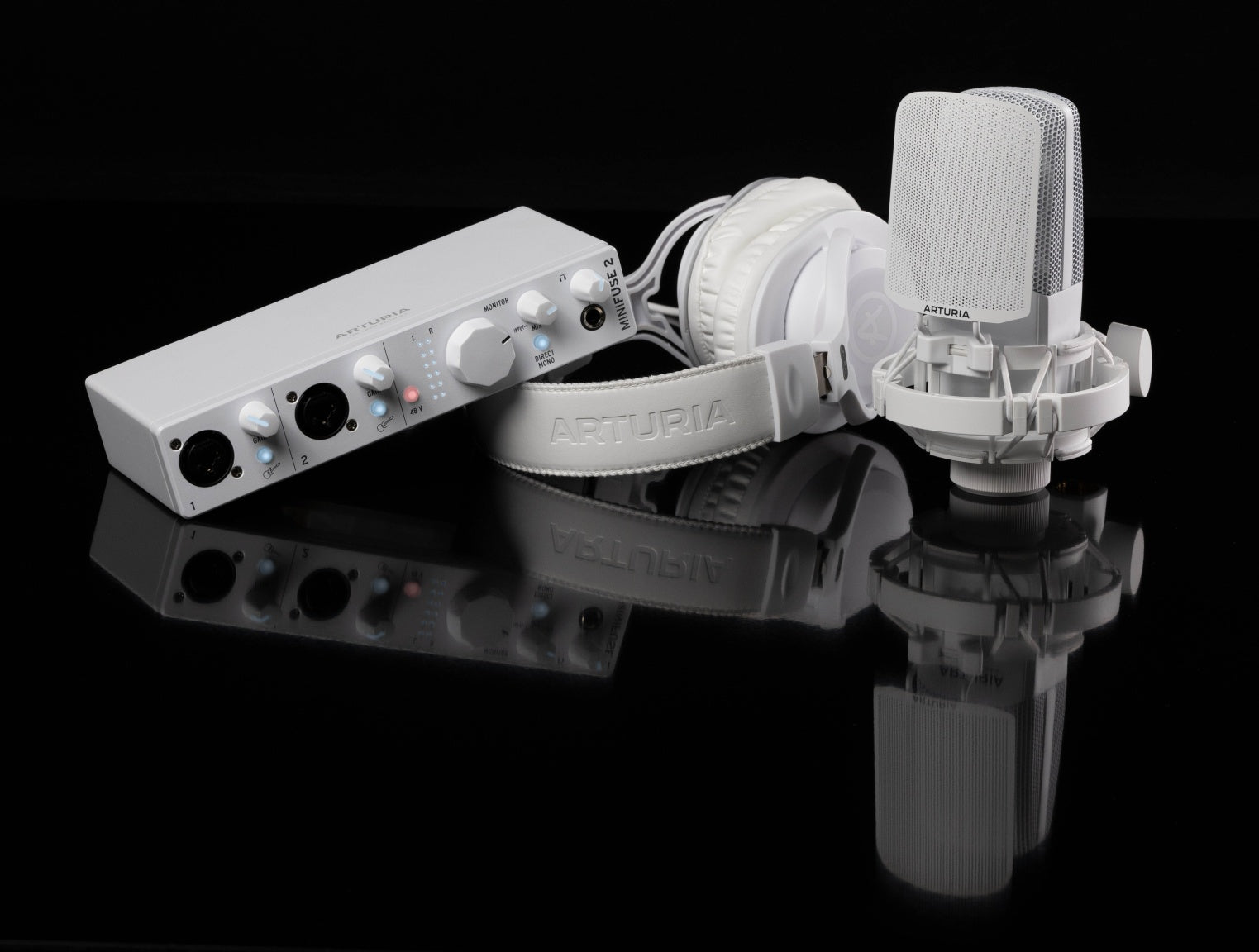 Arturia MiniFuse Recording Pack with Interface, Mic and Headphones - White - view 7
