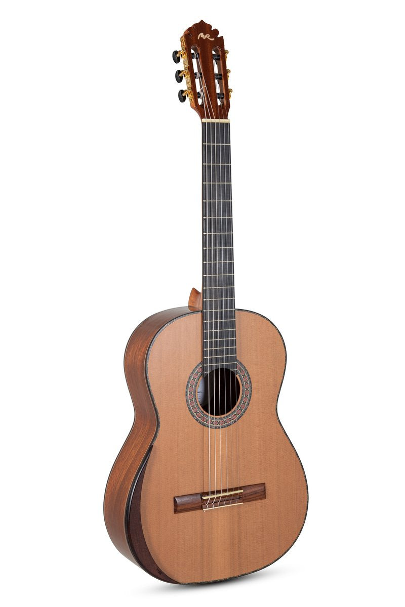 Manuel Rodriguez Magistral D-C, Cedar/Mahogany 4/4, Armrest - view 1