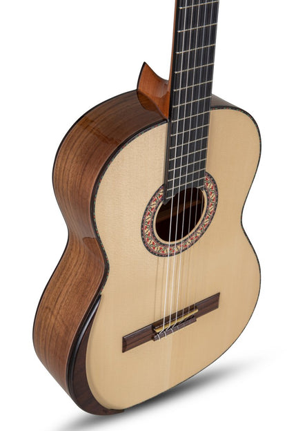 Manuel Rodriguez Magistral E-S, Spruce/Walnut 4/4, Armrest - view 3