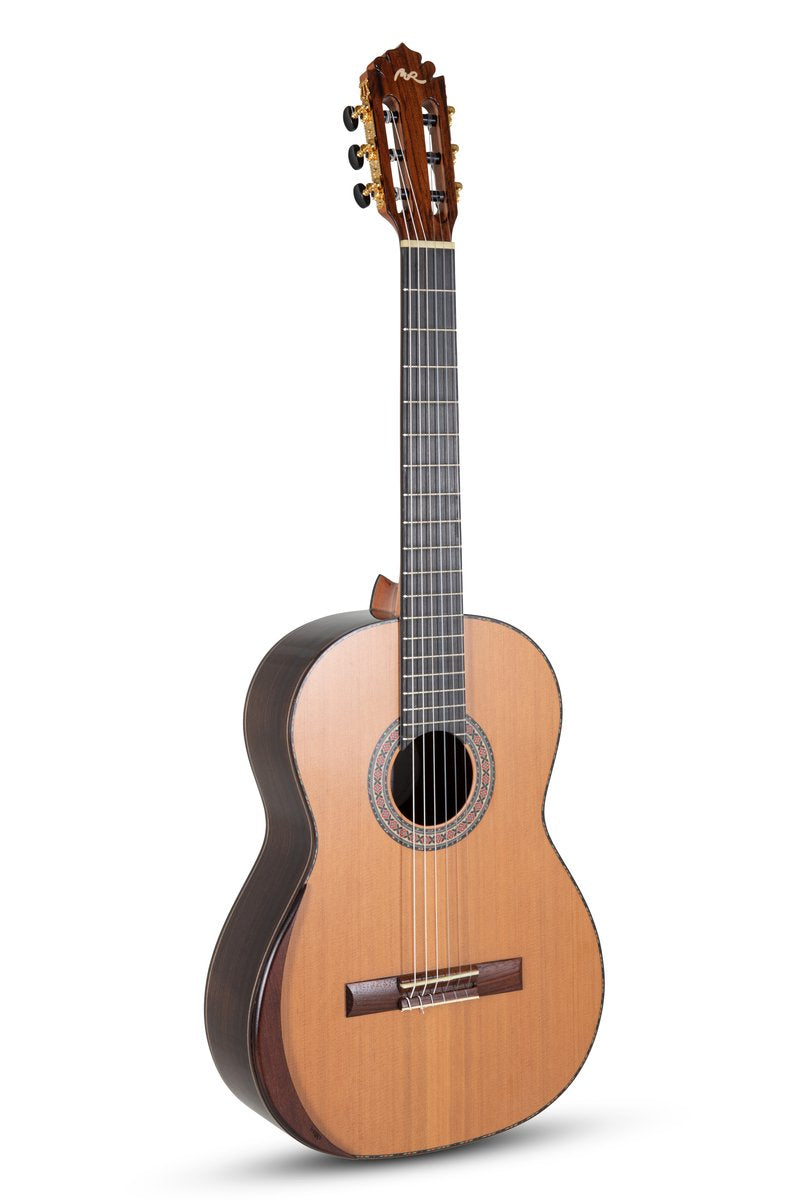 Manuel Rodriguez Magistral F-C, Cedar/Ind. Rosewood 4/4, Armrest - view 1