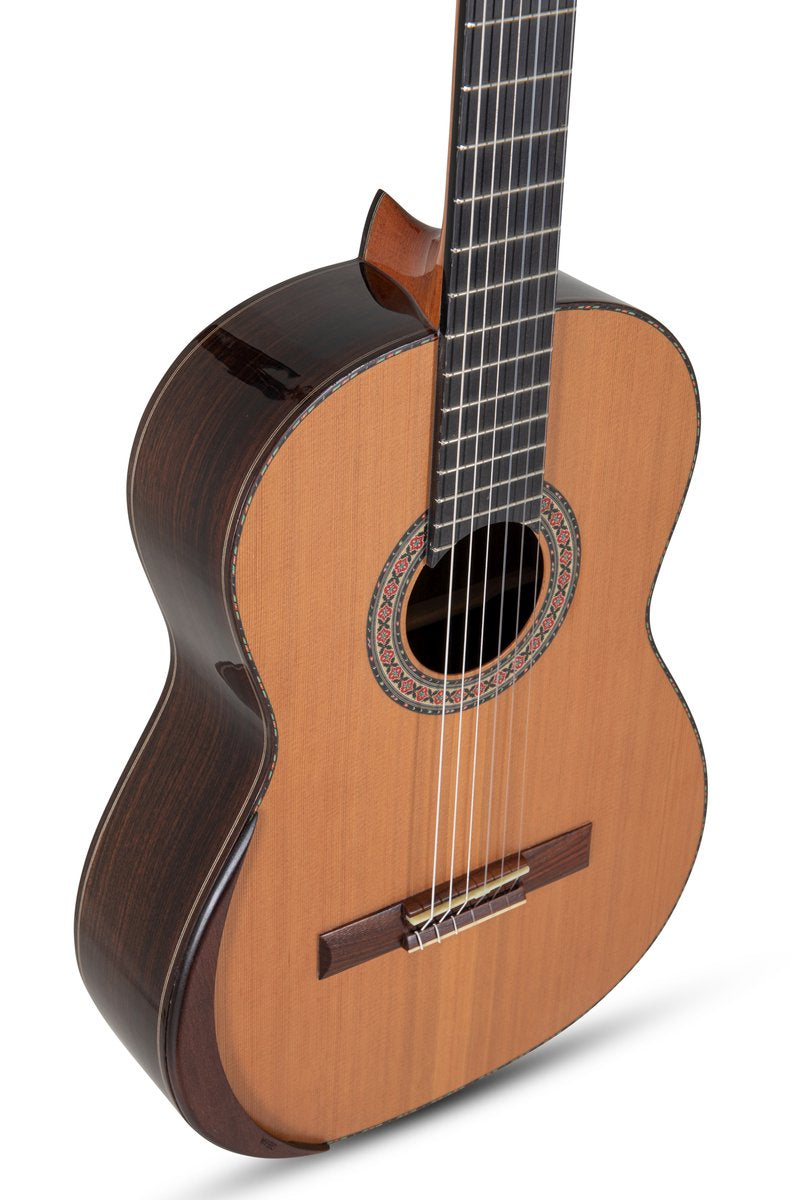 Manuel Rodriguez Magistral F-C, Cedar/Ind. Rosewood 4/4, Armrest - view 3
