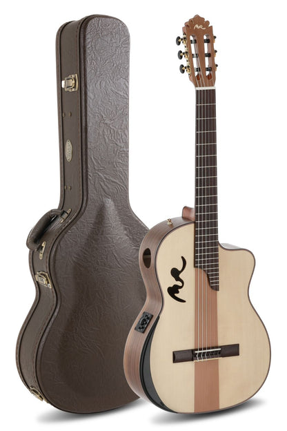 Manuel Rodriguez Caf&eacute; Cortado, Curly Walnut 4/4, Satin, E-Acoustic, Cutaway - view 10