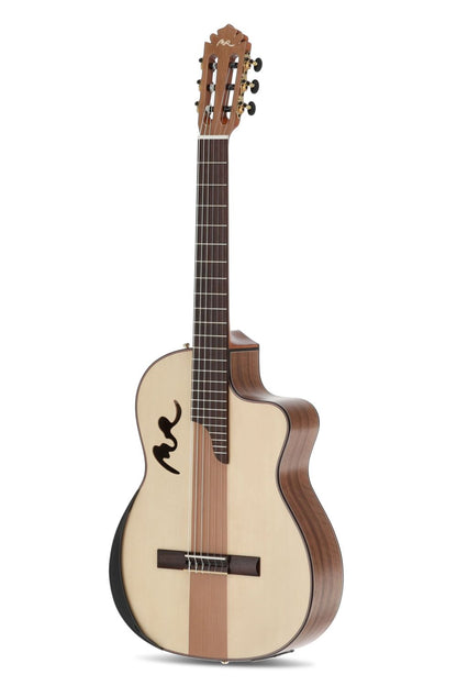 Manuel Rodriguez Caf&eacute; Cortado, Curly Walnut 4/4, Satin, E-Acoustic, Cutaway - view 3