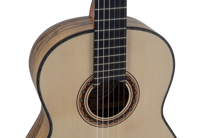 Manuel Rodriguez Tesoro de Guinea Limited Model, Limba Negra A, Set w/Case, Foot Rest - view 5