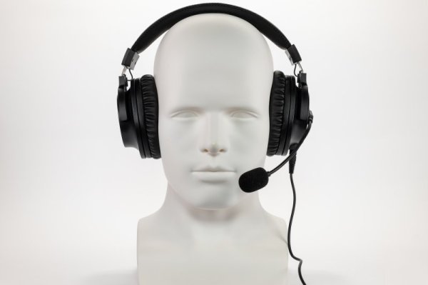 CAD Audio MH350 Closed Back Streaming Headset With Microphone