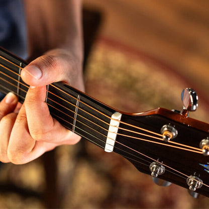 Washburn WCG12FCE Comfort Grand Auditorium Cutaway Acoustic-Electric