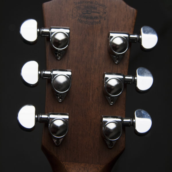 Washburn WCG20SCE Comfort Grand Auditorium Cutaway Acoustic-Electric