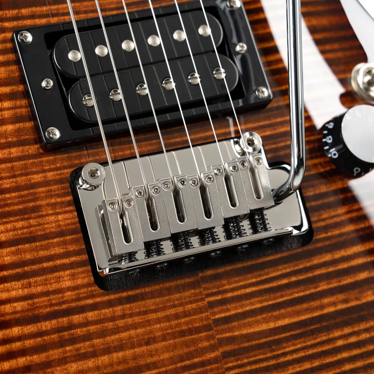 Cort M600T Tobacco Sunburst, detail